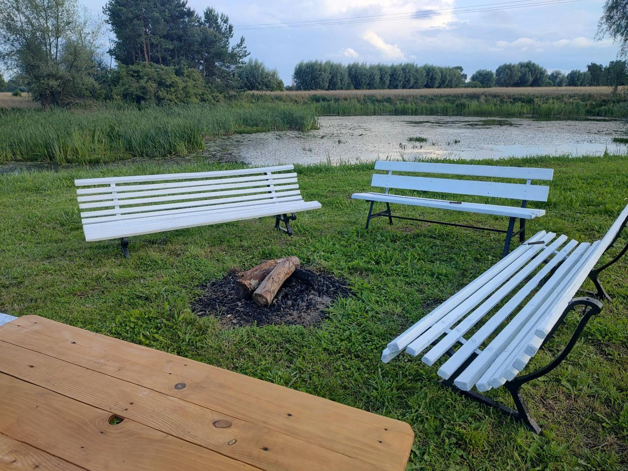Chatka Stegienka Buitenkant foto